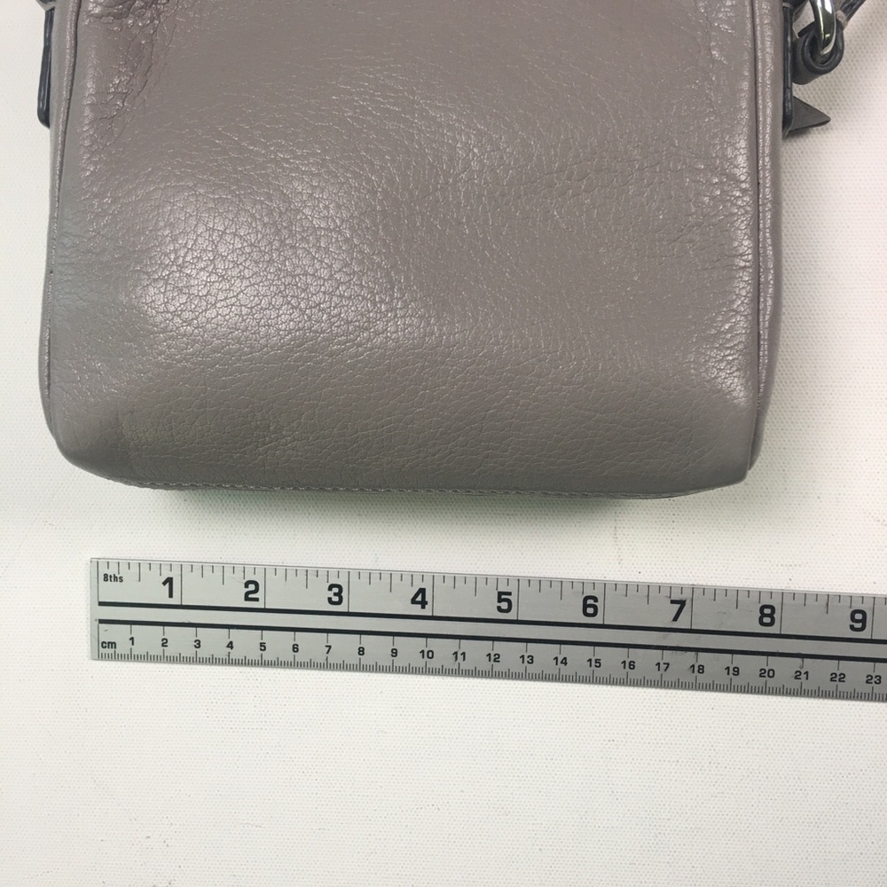 Banana Republic Womens Shoulder Purse B5517 - Picture 3 of 6